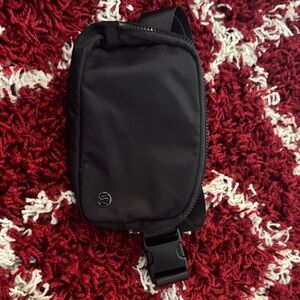 Lululemon Black Crossbody Sling Bag Never used